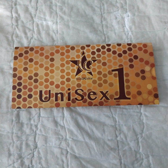 UNISEX 1 LARGE SHADOW PALLETE NWOT - Picture 12 of 12